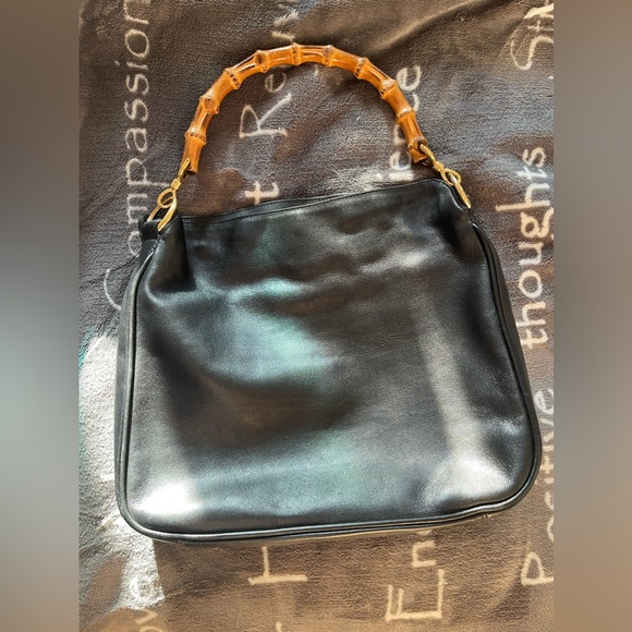 Vintage Black Gucci purse w/ Bamboo Handles - Picture 11 of 13